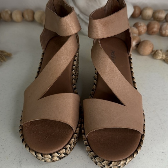 Antelope Grayson Kat Wedge Sandals - Leather Size 38/7 - Picture 3 of 12